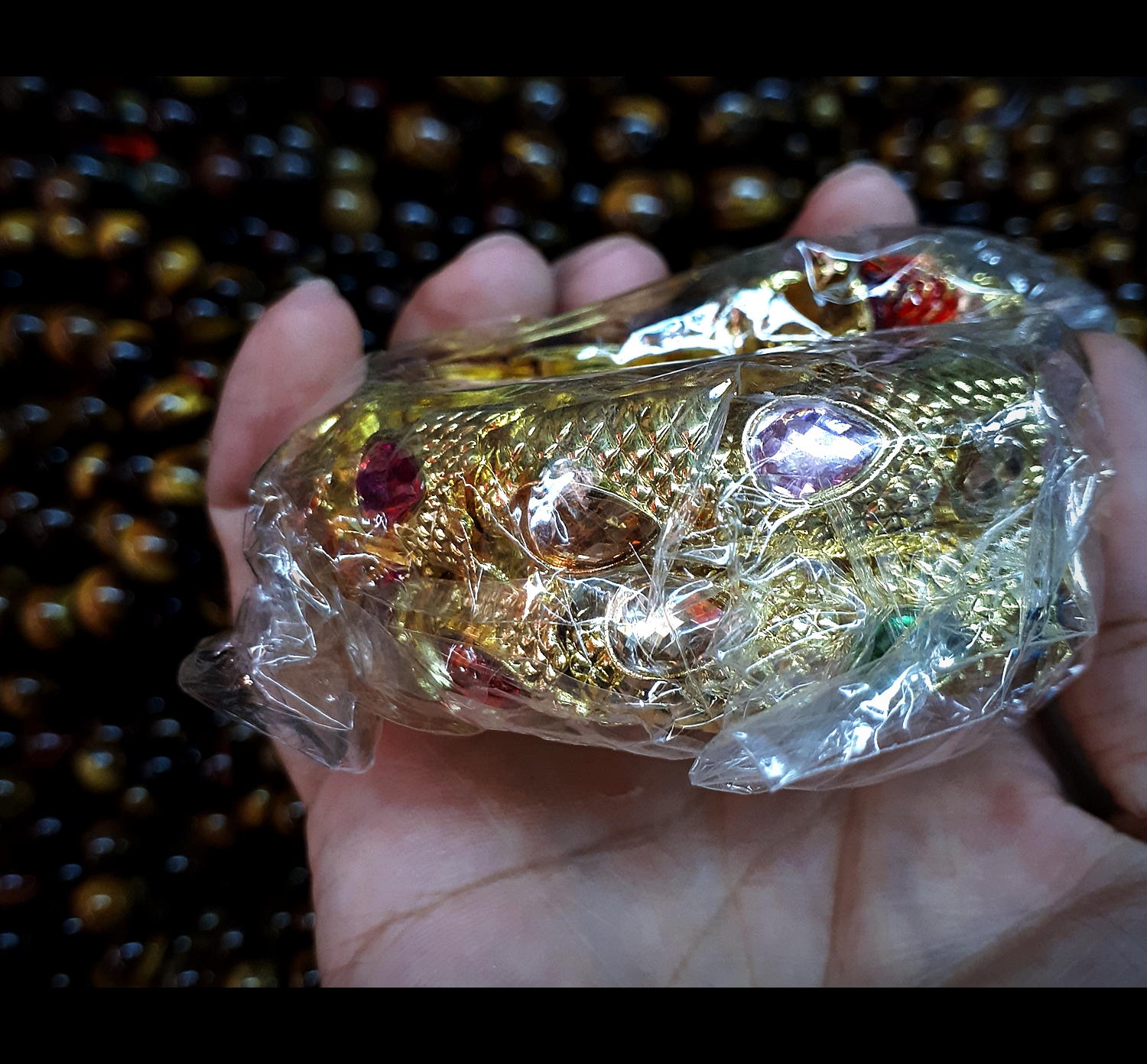 กำไร พญานาค เนื้อโลหะ ประดับพลอยสี