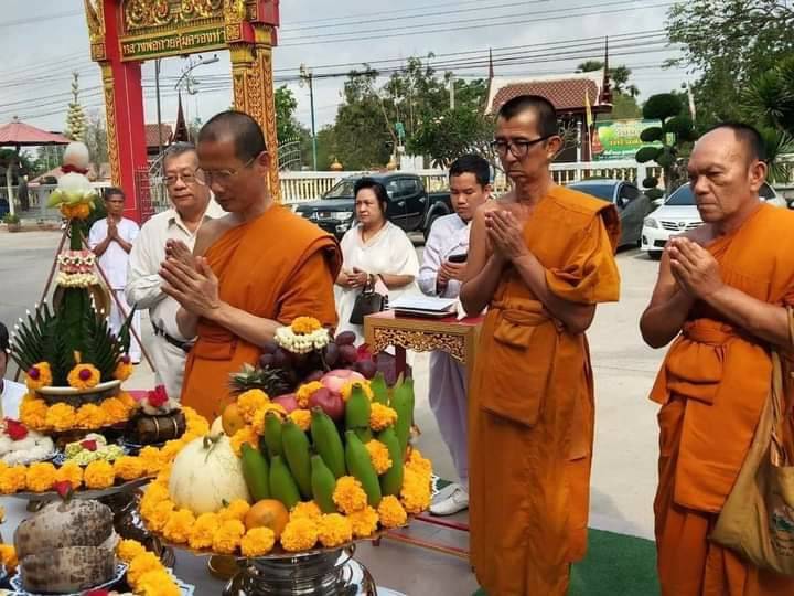 พระกริ่งสะท้านไตรภพ(นเรศวรสะท้านไตรภพ) (ปลุกเสก9พิธี) (#พิธีสะท้านไตรภพ #เสาร์๕ วัดท่าขนุน ปี2563) เนื้อแร่สังขวานรหมื่นยันต์ #รับประกันแท้ - หลวงพ่อเล็ก วัดท่าขนุน