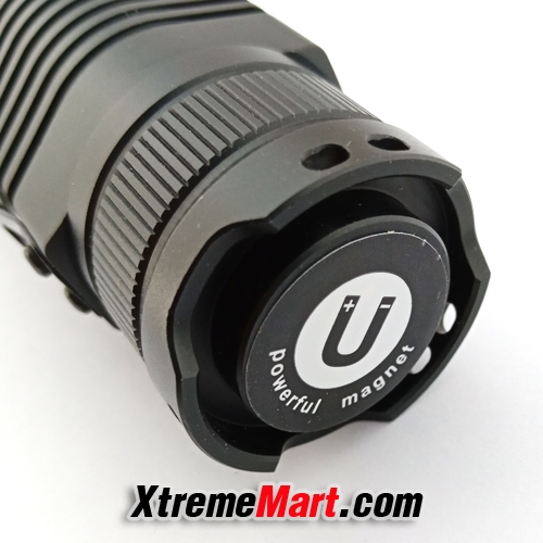 ไฟฉาย SupFire D15 มีไฟ COB ด้านข้าง และแม่เหล็กด้านท้าย มาพร้อมแบตเตอรี่ 26650 และสายชาร์จ USB