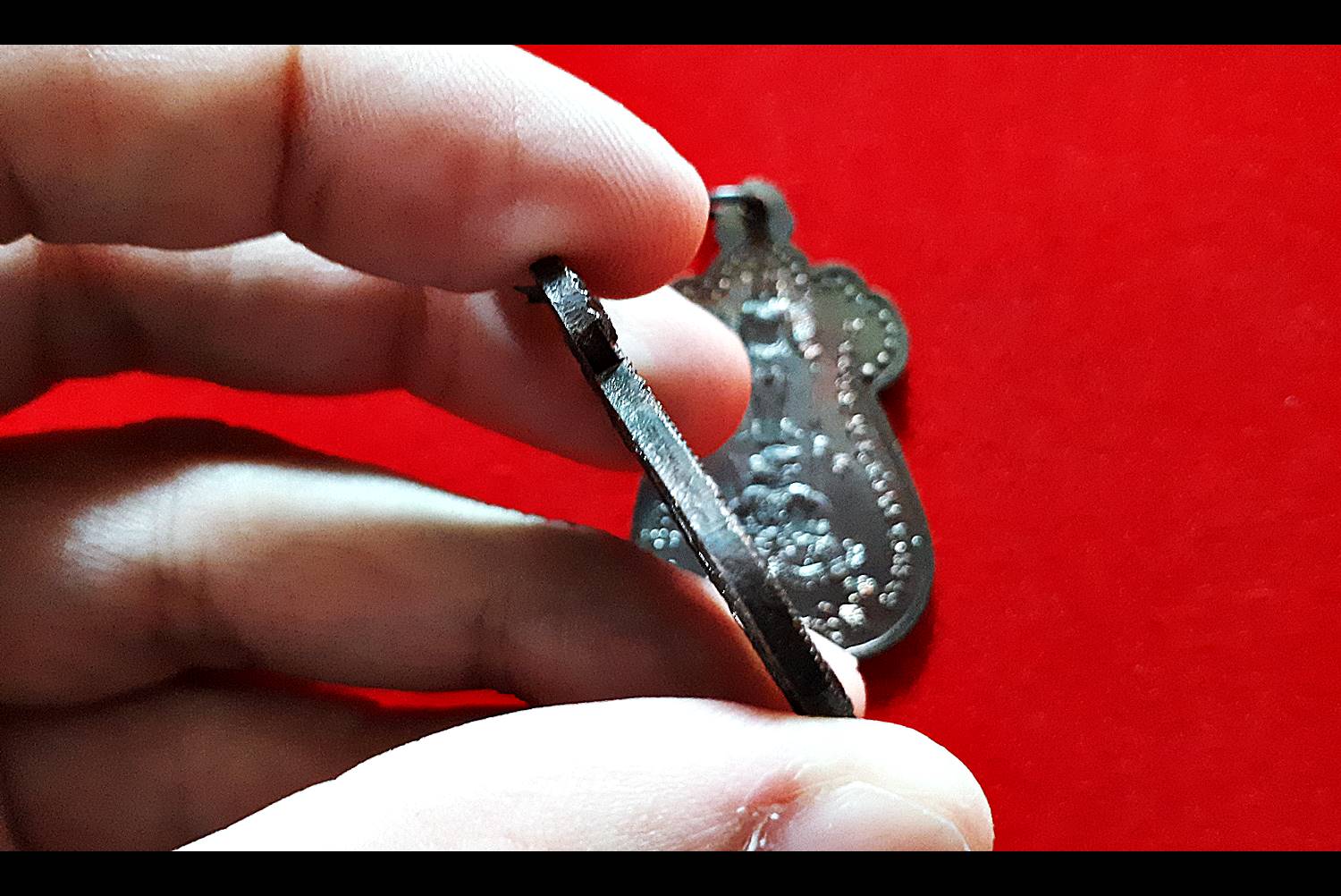 เหรียญพระเจ้าห้ามสมุทรหลังนารายณ์ทรงหนุมาน (พระปางห้ามสมุทร) ปี2526 หลวงปู่สรวง(เทวดาเล่นดิน) หลวงพ่อสร้อย ปลุกเสก ออกวัดเลียบราษร์บำรุง (รับประกันแท้และทัน)