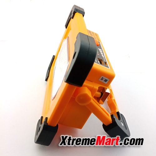 ไฟฉายสปอร์ตไลท์ 30W + Solar Cell สว่าง 750 ลูเมน COB LED 4 โหมด Portable multifunction Spotlight