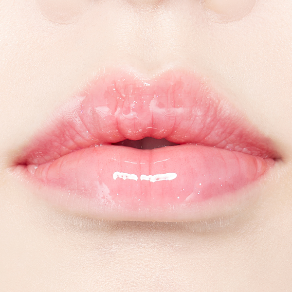 (#BL601) Etude Cherry Moisture Lip Glow 4g ลิปออยที่มาในรูปแบบลิปกรอส สีใส สีนี้พิเศษตรงที่มีวิ้งชิมเมอร์ด้วยค่ะ ให้ประกายกับเรียวปากพร้อมกับบำรุงให้ความชุ่มชื้นจากออย 3 ชนิด