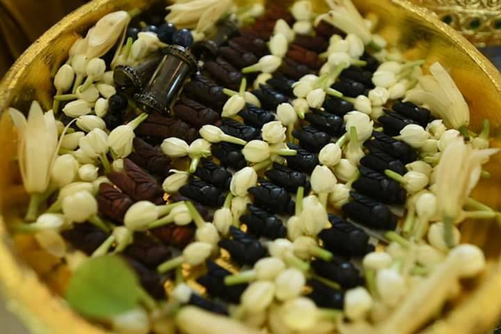 แมลงภู่ (แมงภู่ แมงบู๊) แกะสลัก เนื้อไม้ดุมล้อเกวียน ฝั่งเข็มบรรจุด้วยปรอทป่าแท้ ปี2563 #รับประกันแท้