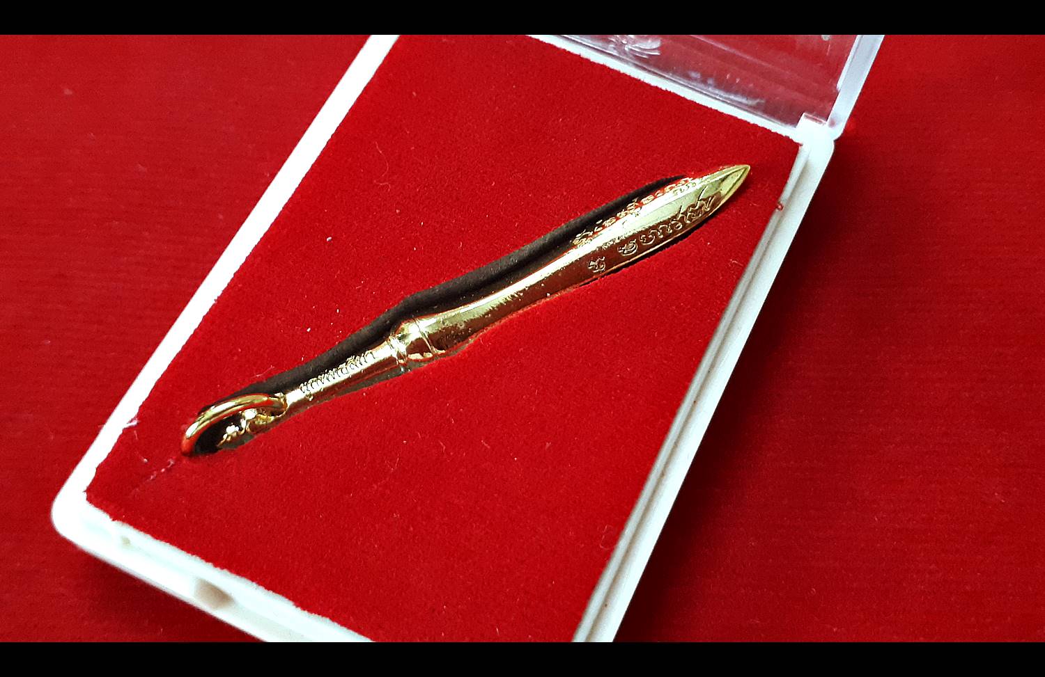 พระขรรค์(ขนาดพกพา เล็ก) (#พิธีถอนโบสถ์ ถอนล้างปราบอาธรรพ์คุณไสย) ปี2559 เนื้อโลหะชุบทอง (ขนาดยาว 5ซม) #รับประกันแท้