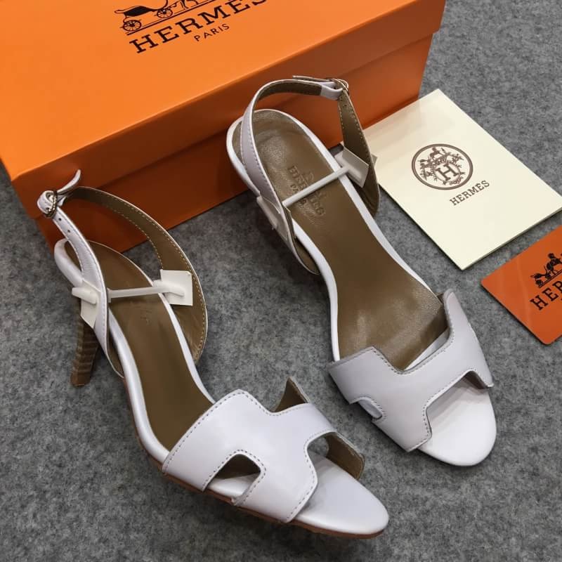 พร้อมส่ง รองเท้า hm slingback sandal ส้นเตารีด สอบถามไซส์ได้ค่ะสต็อกของเปลี่ยนตลอด