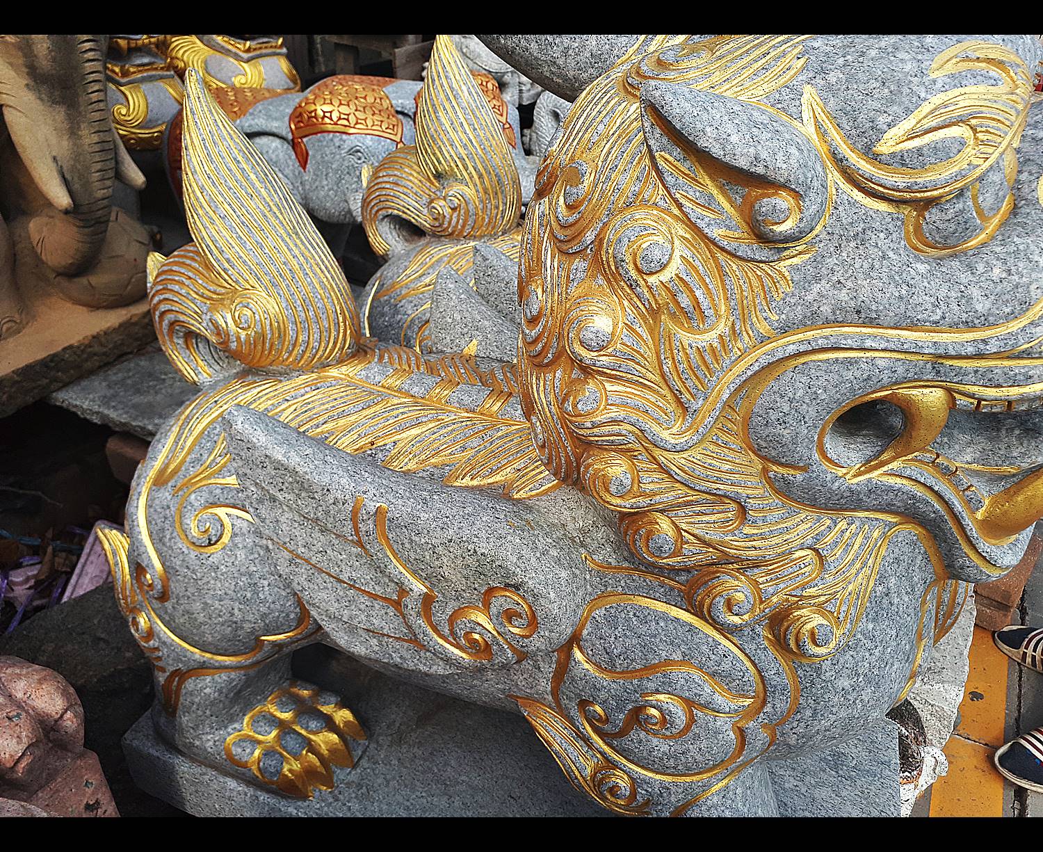 รูปหล่อ รูปปั้น ปี่เซี๊ยะ หินแกรนิต ขนาดใหญ่ (สูง90ซม กว้าง45ซม ลึก80ซม)