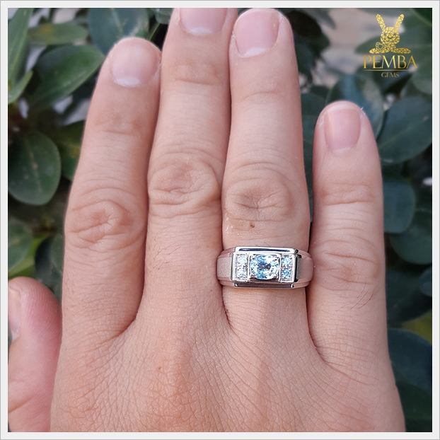 แหวนอะความารีนแท้ เงินแท้925 ชุบทองคำขาว อัญมณีสีฟ้าสวยใสดั่งน้ำทะเล