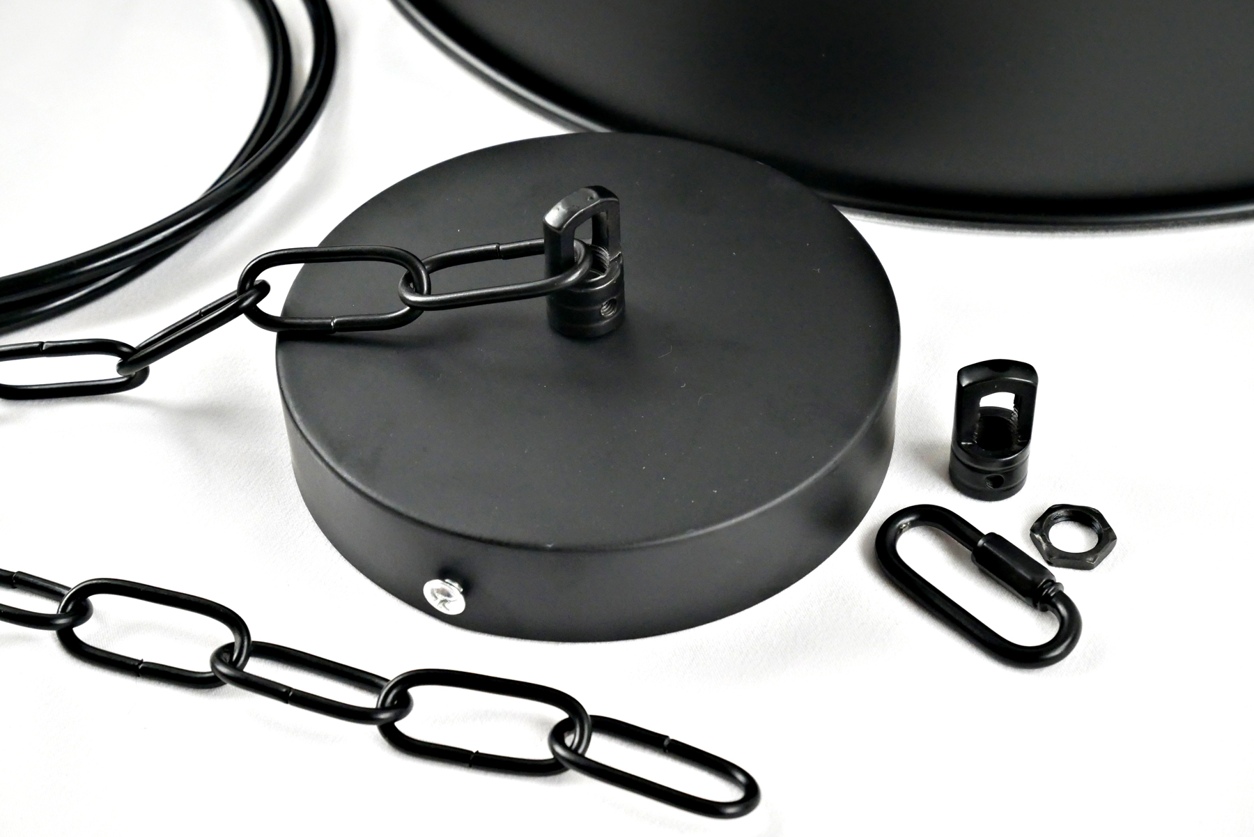 โคมไฟห้อยเพดานนอร์ดิก Jumbo สีดำ