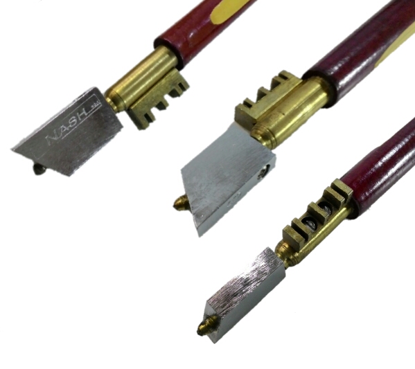 มีดตัดกระจกหัวเพชร