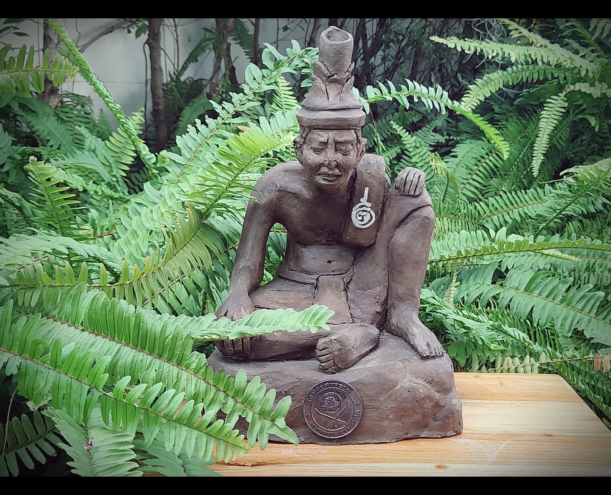 รูปปั้น พ่อปู่ฤาษี นารอท (พ่อแก่) รุ่น2 #รุ่นสุดท้าย พิธีโชคดี เนื้อดินผสมว่าน (ปั้นมือ แบบโบราณ ฐาน7นิ้ว สูง10นิ้ว) จารยันต์ ฐานบรรจุแผ่นยันต์เงิน (จัดสร้าง200ตน) ปี2564 #รับประกันแท้และทัน