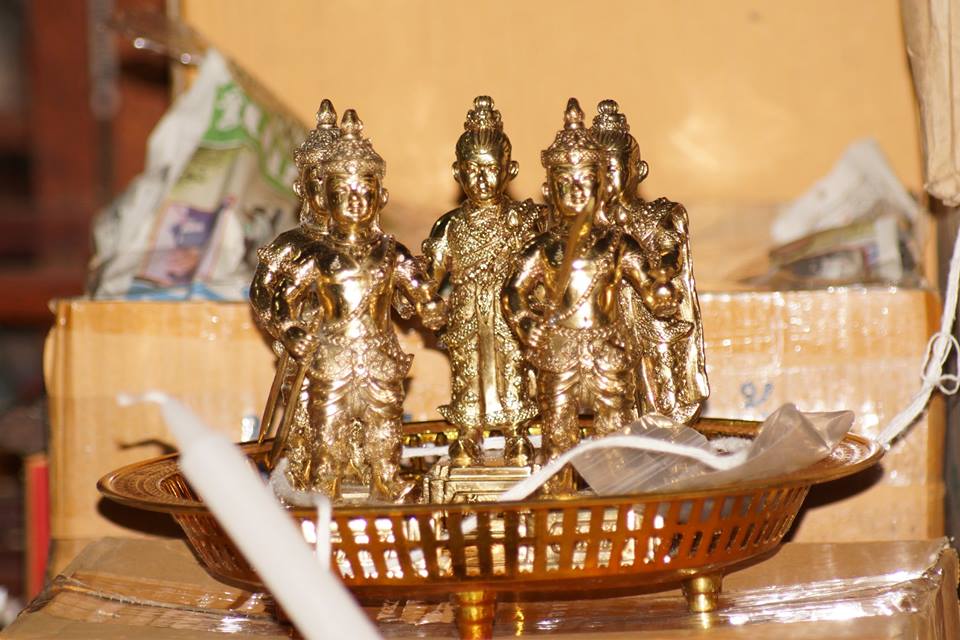 กุมารเทพ กุมาร-กุมารี หัวแก้ว-หัวแหวน เนื้อโลหะทองเหลืองขัดเงา (สูง6นิ้ว กว้าง2นิ้ว) หลวงพ่อหนุน วัดพุทธโมกข์ ปลุกเสก