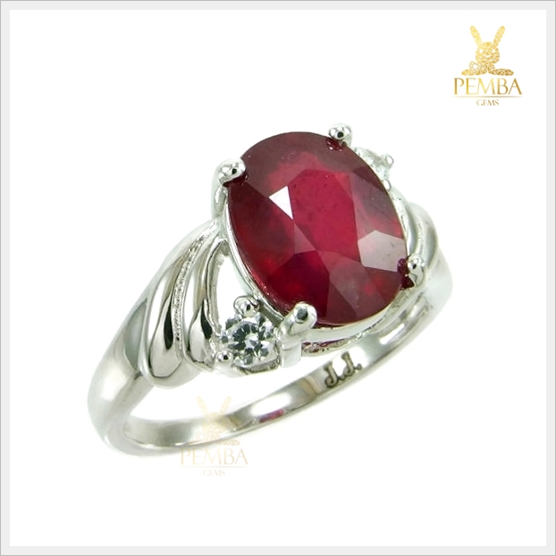 แหวนทับทิมแท้ สีแดงเลือดนก ดีไซน์สวยเก๋ ดูมีไตล์ แหวนพลอยแท้