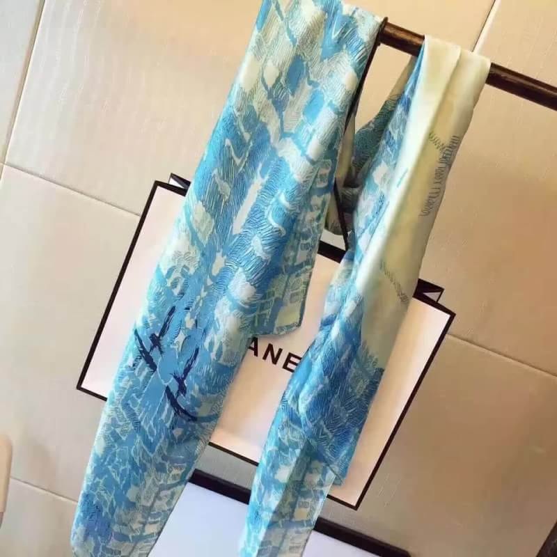 ผ้าพันคอ cn ผ้าคลุมไหล่ cn ปริ๊นลาย สีฟ้า