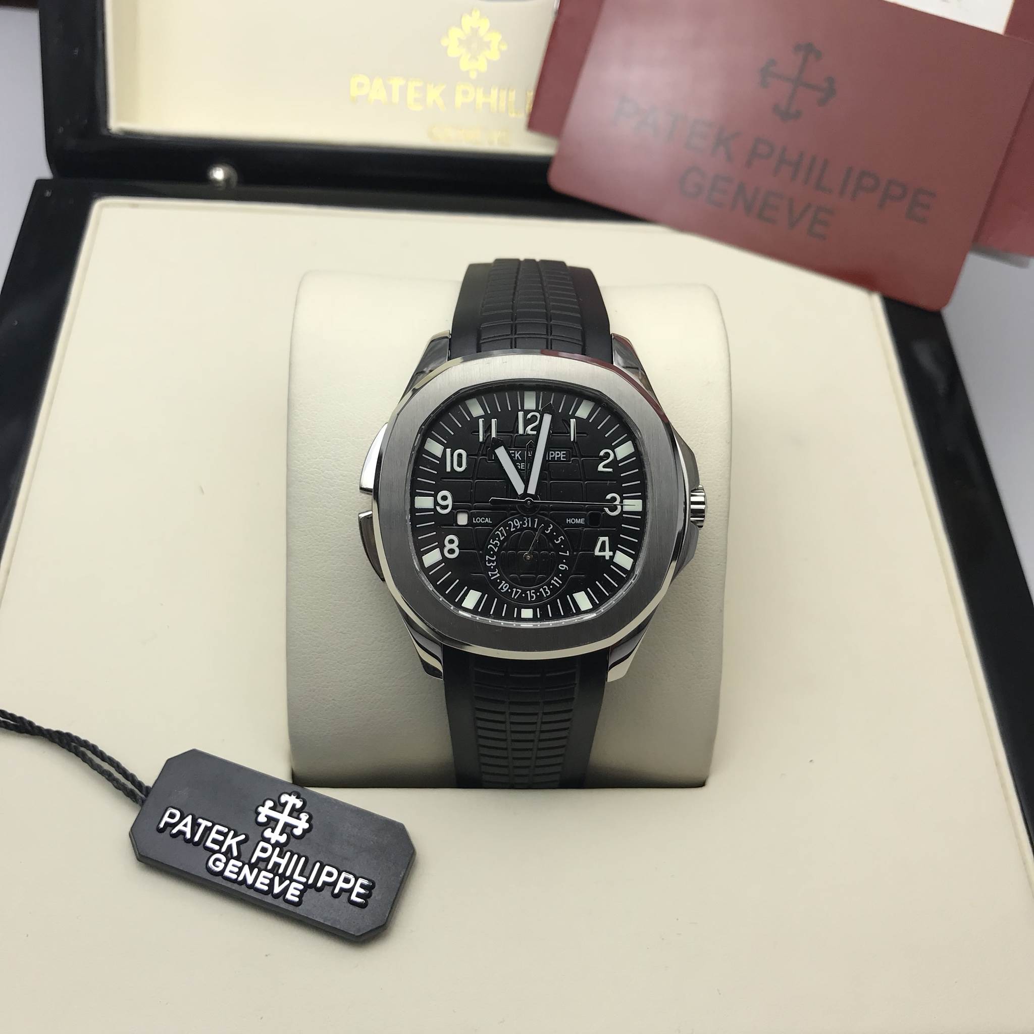 นาฬิกา Patek Philippe Aquanaut Travel Time Reference 5164R หน้าดำขอบเงิน