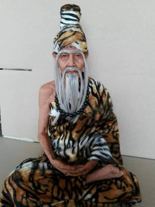 รูปหล่อ รวมแบบต่างๆ พ่อปู่ฤาษี เนื้อเรซิ่น (หน้าตัก9นิ้ว สูง14นิ้ว)