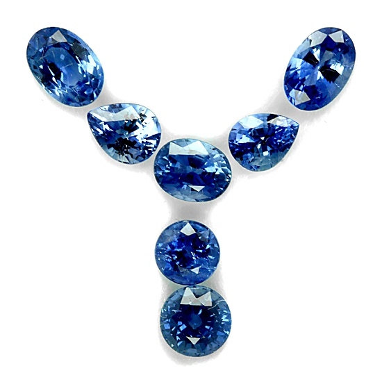 Ceylon Blue Sapphire พลอยไพลินเนื้อแข็งจัดเซท จำนวน 7 เม็ด น้ำหนักรวม 3.52 กะรัต ความสะอาดมองตาเปล่าสะอาดไม่มีตำหนิ ไฟดี เจียระไนสวย
