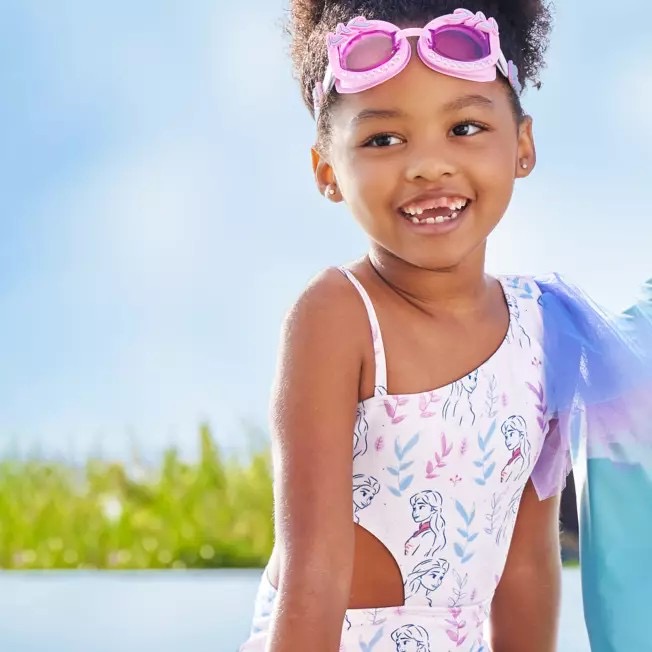 แว่นตาว่ายน้ำสำหรับเด็ก ShopDisney Frozen 2 Swim Goggles for Kids (2022)
