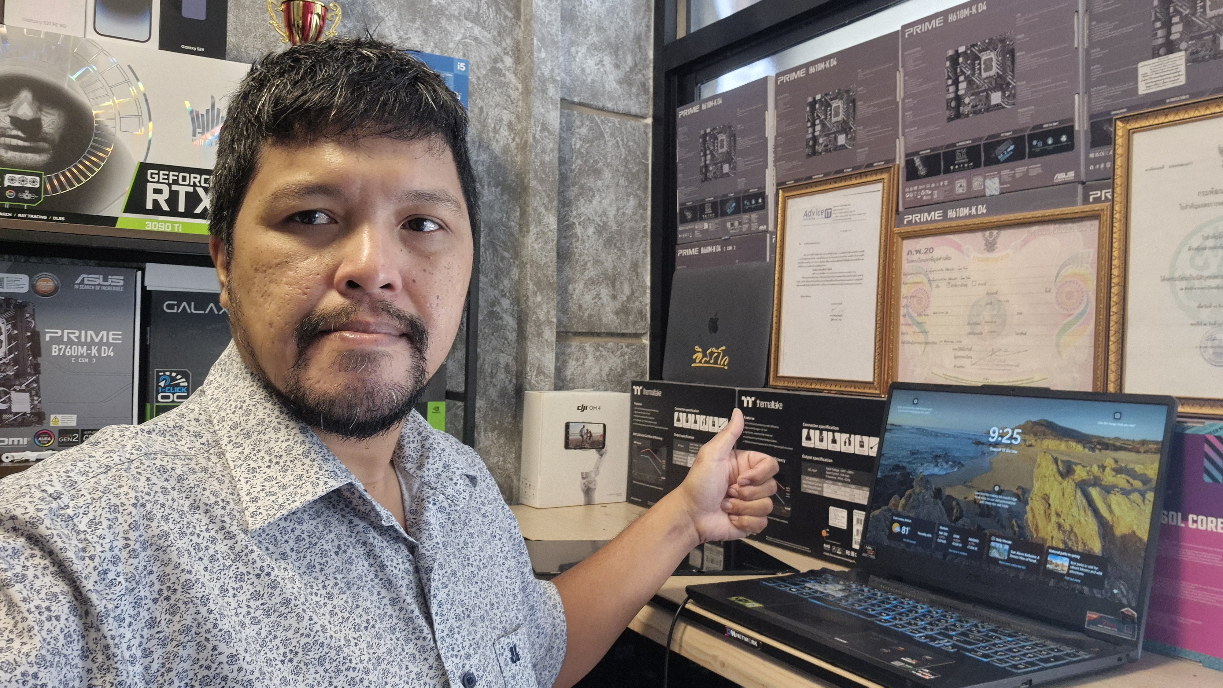 Notebook asus tuf gaming ลูกค้า คอนโด the room สุขุมวิท62 เปลี่ยนจอ LED 15.6 นิ้ว FULL HD IPS 144Hz