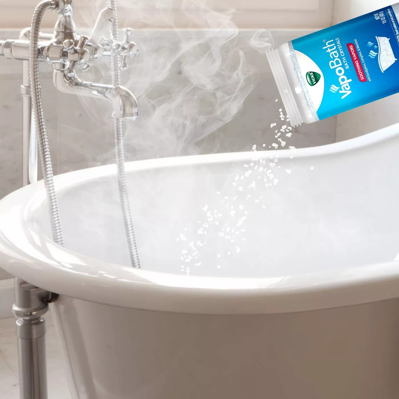 เกลืออโรมาบรรเทาอาการคัดแน่นจมูกและไอ Vicks VapoBath Soothing Vapors Bath Crystals