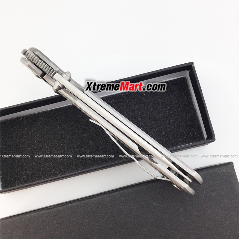 มีดพับ Chris Reeve รุ่น Sebenza 35 Stainless Steel Folding Knife (สีเงิน)