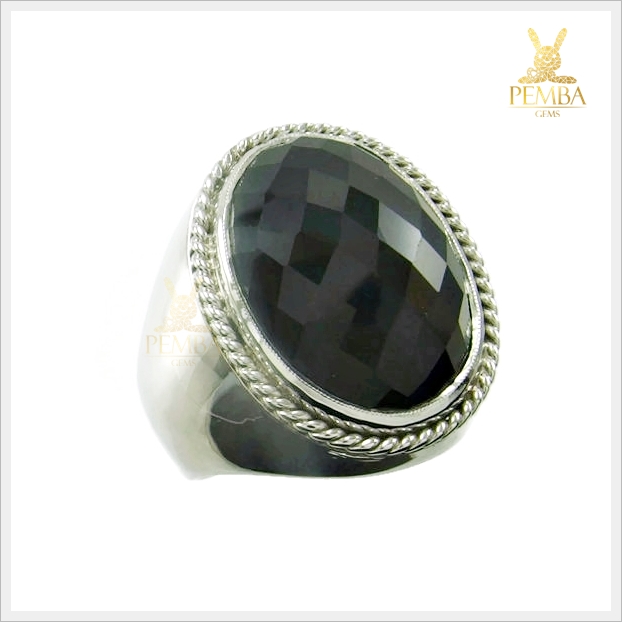 แหวนนิลแท้ เงินแท้925 ชุบทองคำขาว เสริมอำนาจบารมี เพิ่มความมั่นใจ