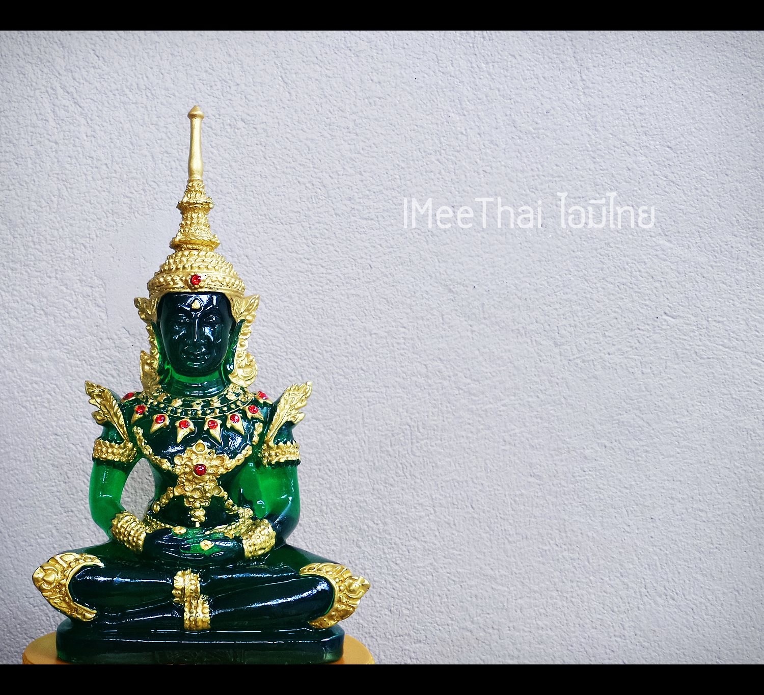 พระแก้วมรกต ปาง ฤดูร้อน ทรงเครื่องจักรพรรดิ์ เนื้อเรซิ่น หน้าตัก 5 นิ้ว ขนาดพระบูชา