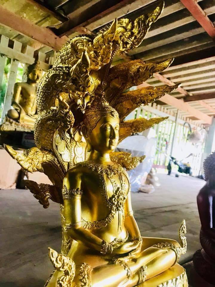 พระพุทธบรมศาสดาศรีนาคาลัย (พระมหาจักพรรดิ์ ปางพระนาคปรก พญานาค 9หัว 9เศียร 9ตน) หน้าตัก9นิ้ว เนื้อโลหะ (งานสั่งทำ Pre-Order ขายปลีก ขายส่ง)