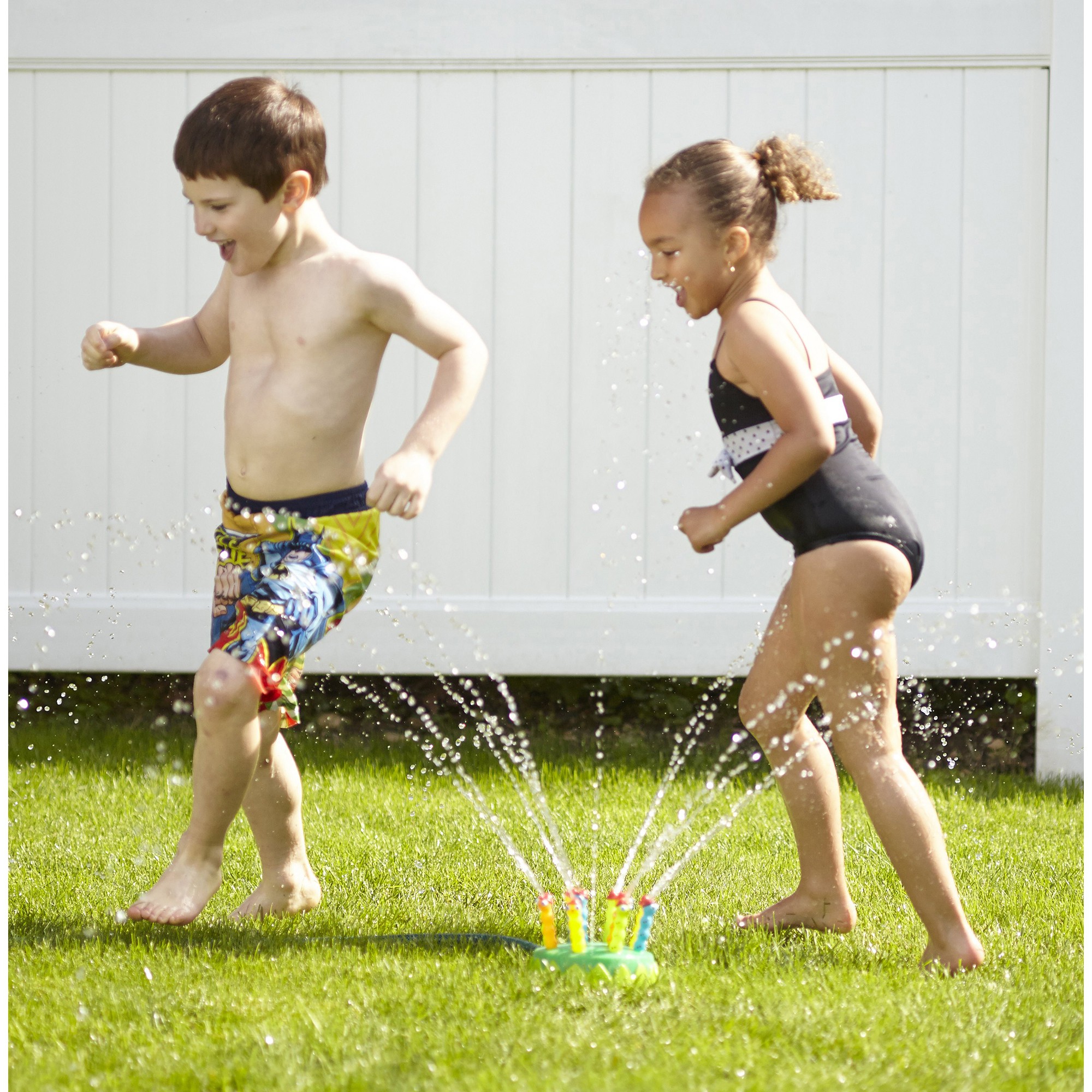 เครื่องฉีดน้ำสนามหญ้าแสนสนุก Melissa & Doug Sunny Patch Kid's Sprinkler - Splash Patrol