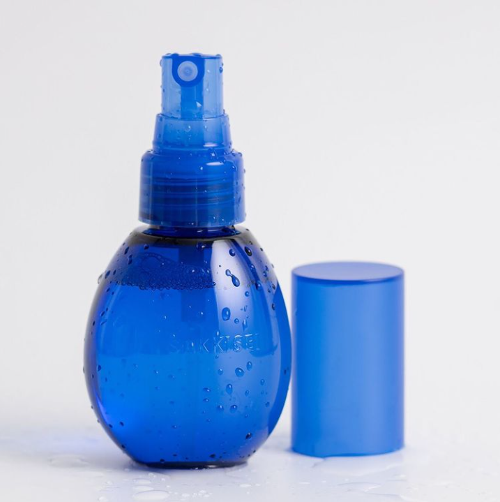 Kose Sekkisei Clear Wellness W Barrier Mist 80mL สเปรย์โลชั่นโคเซ่ ปกป้องผิวแข็งแรง ด้วยสูตรพิเศษ Double Barrier ช่วยป้องกันไม่ให้ผิวแห้งกร้านควบคู่กับเติมความชุ่มชื้น ตลอดจนปกป้องผิวจากฝุ่นละอองขนาดเล็ก