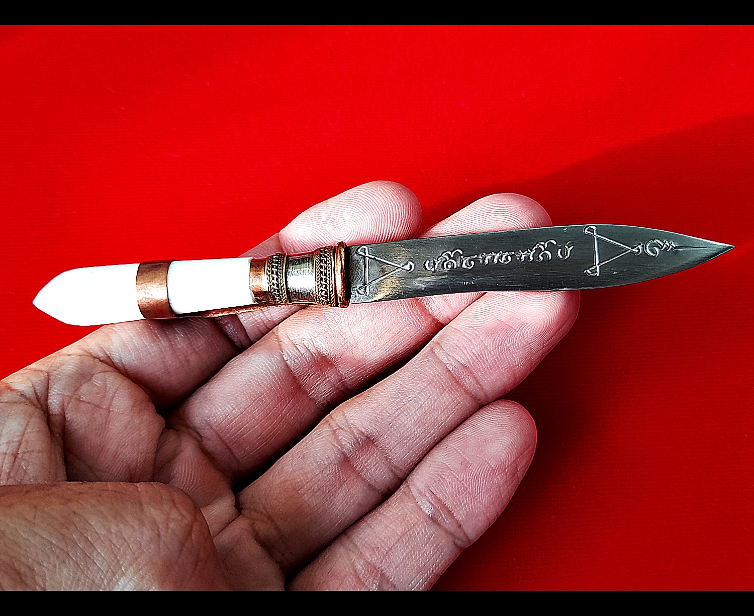 มีดหมอ ปลอกฝักกระดูก ยันต์หนุนเสริมดวง หลวงพ่อกวย วัดโฆสิตาราม(วัดบ้านแค) จ.ชัยนาท ปี2564 - (สร้างน้อย 200เล่ม) ปี2564 #สร้างและปลุกเสกจากวัดโฆสิตาราม #รับประกันแท้