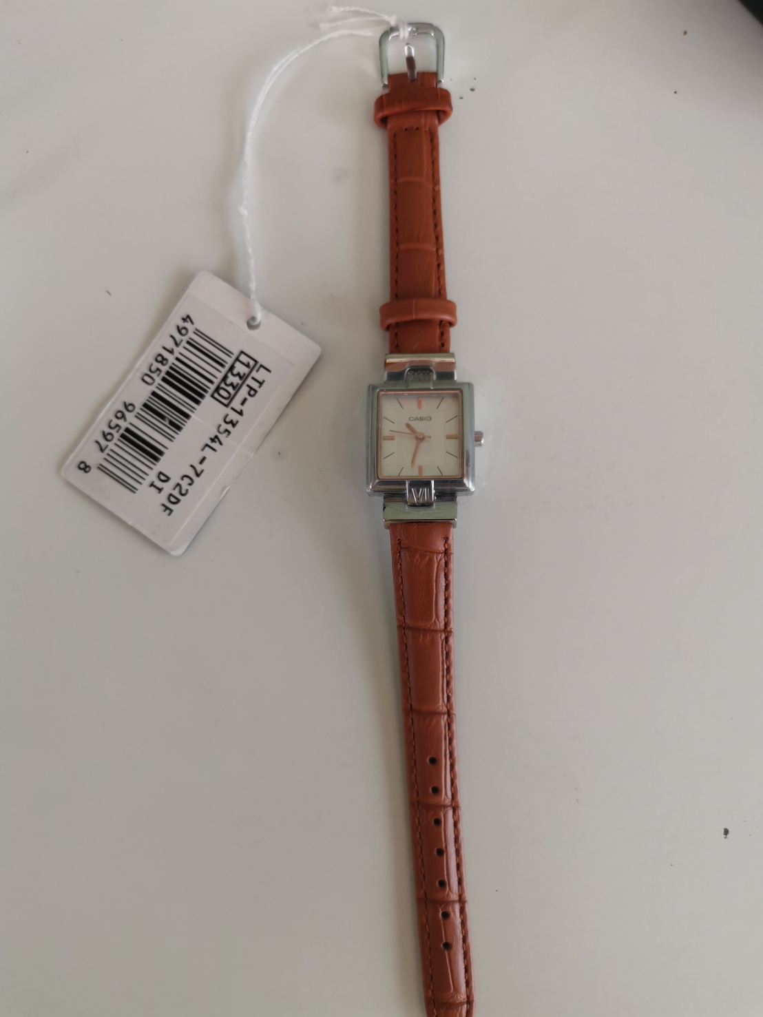 Karnvera Shop นาฬิกาข้อมือผู้หญิง Casio Standard Analog Woman Watch LTP-1354L-7C2 (สินค้าราคาพิเศษ ไม่มีกล่อง)