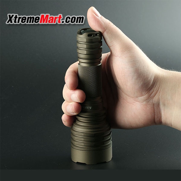 ไฟฉายพกพา Convoy C8+ XP-L HI V2 แสงเหลือง 3000K มี 8 โหมด 1100LM U4-7A LED Portable Flashlight (สีน้ำตาล)