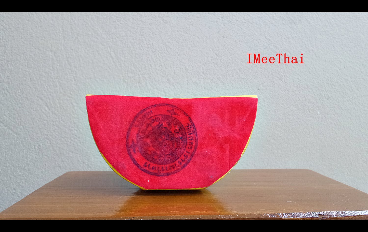 รูปหล่อ หลวงพ่อโสธร เนื้อ เรซิ่นสีทอง (หน้าตัก3นิ้ว ฐาน5นิ้ว)