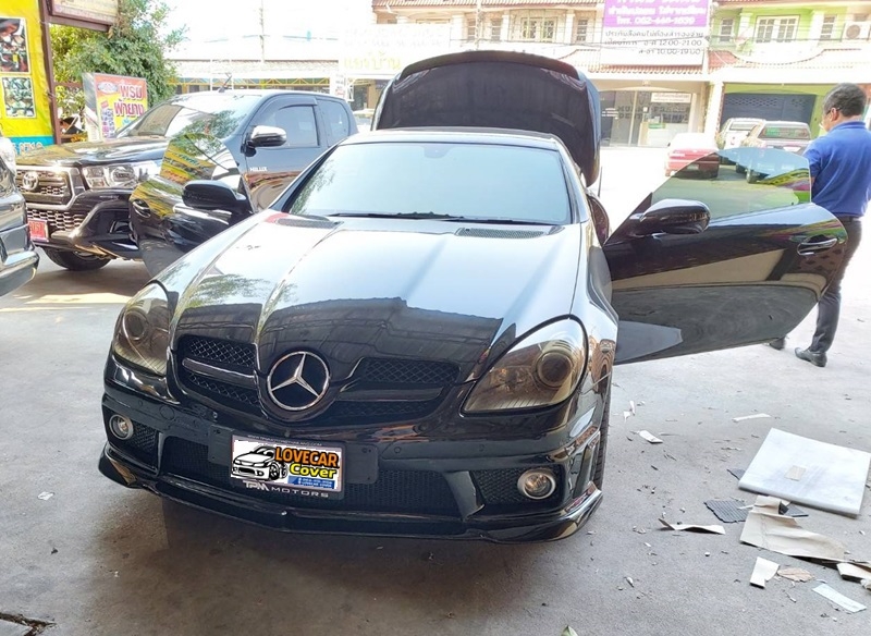 พรมปูพื้นรถยนต์ Benz SLK200 R171