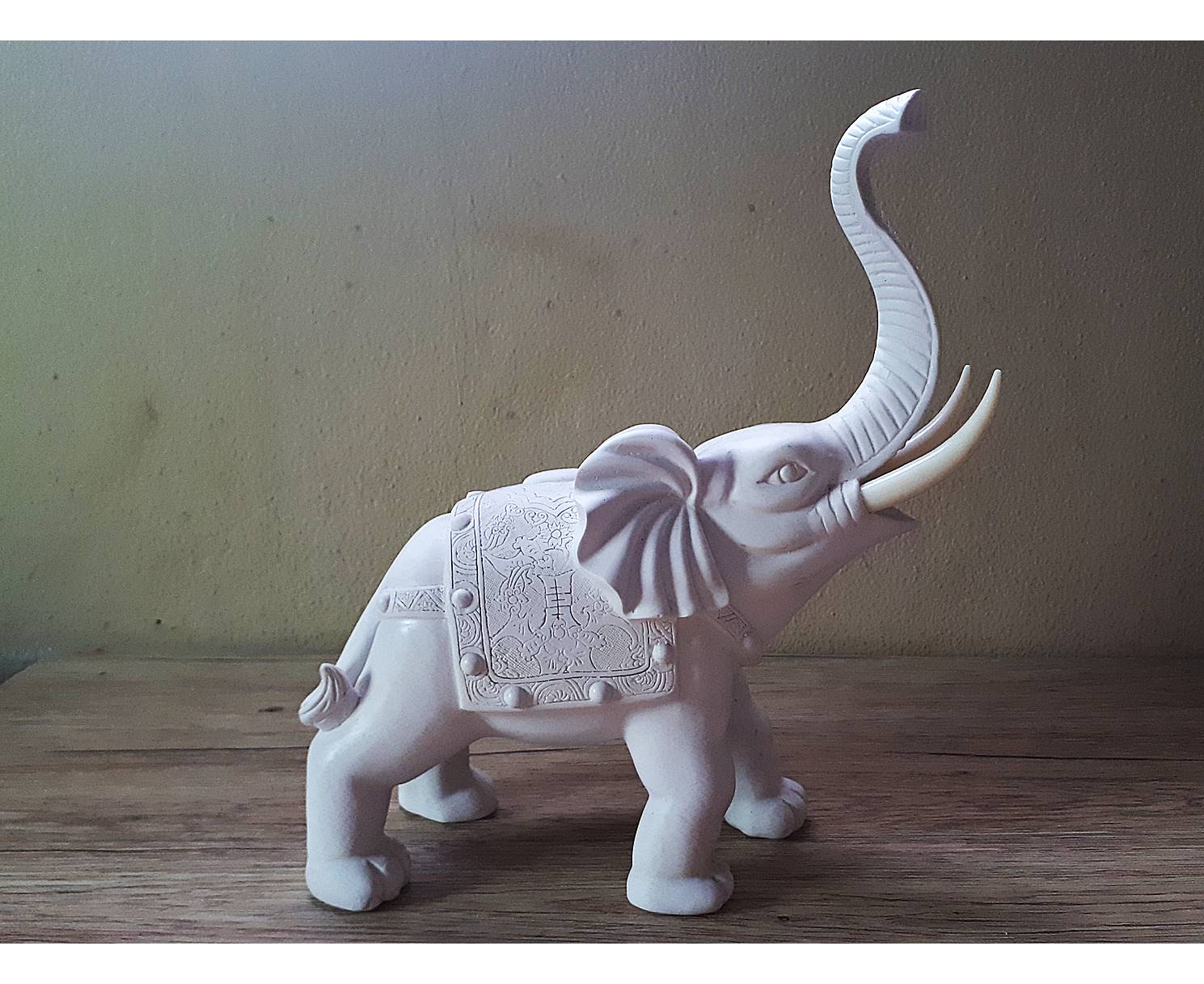 รูปปั้น ช้าง คู่ เนื้อเรซิ่น สีขาว สีงา (งาถอดได้) - (กว้าง8-10นิ้ว สูง6.5-10.5นิ้ว ลึก4นิ้ว) (ขายปลีก ขายส่ง)