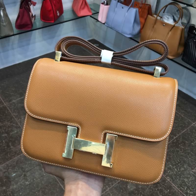 กระเป่า hm constance epsom leather สีน้ำตาล 24 cm หนังอิมพอร์ทยุโรป