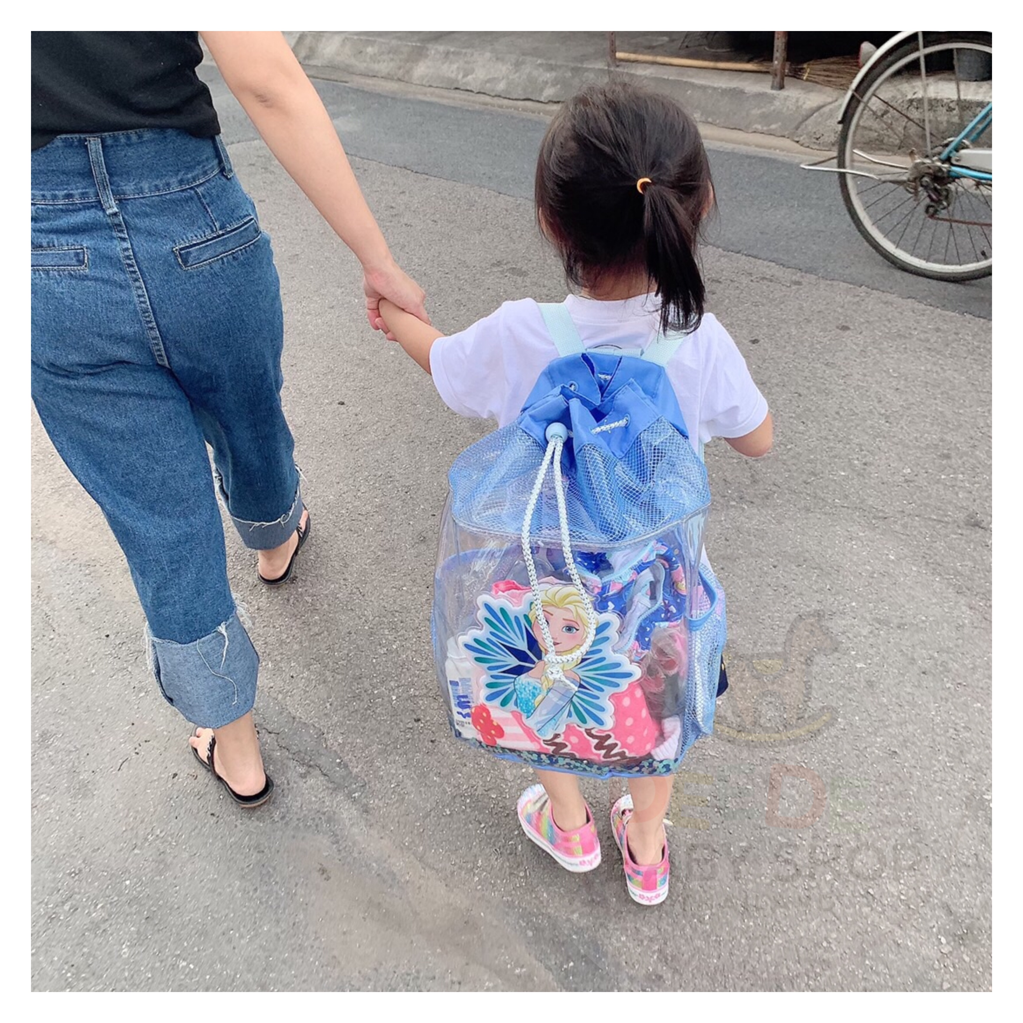 กระเป๋าสะพายเป้กันน้ำ Disney Frozen Swim Bag for Kids