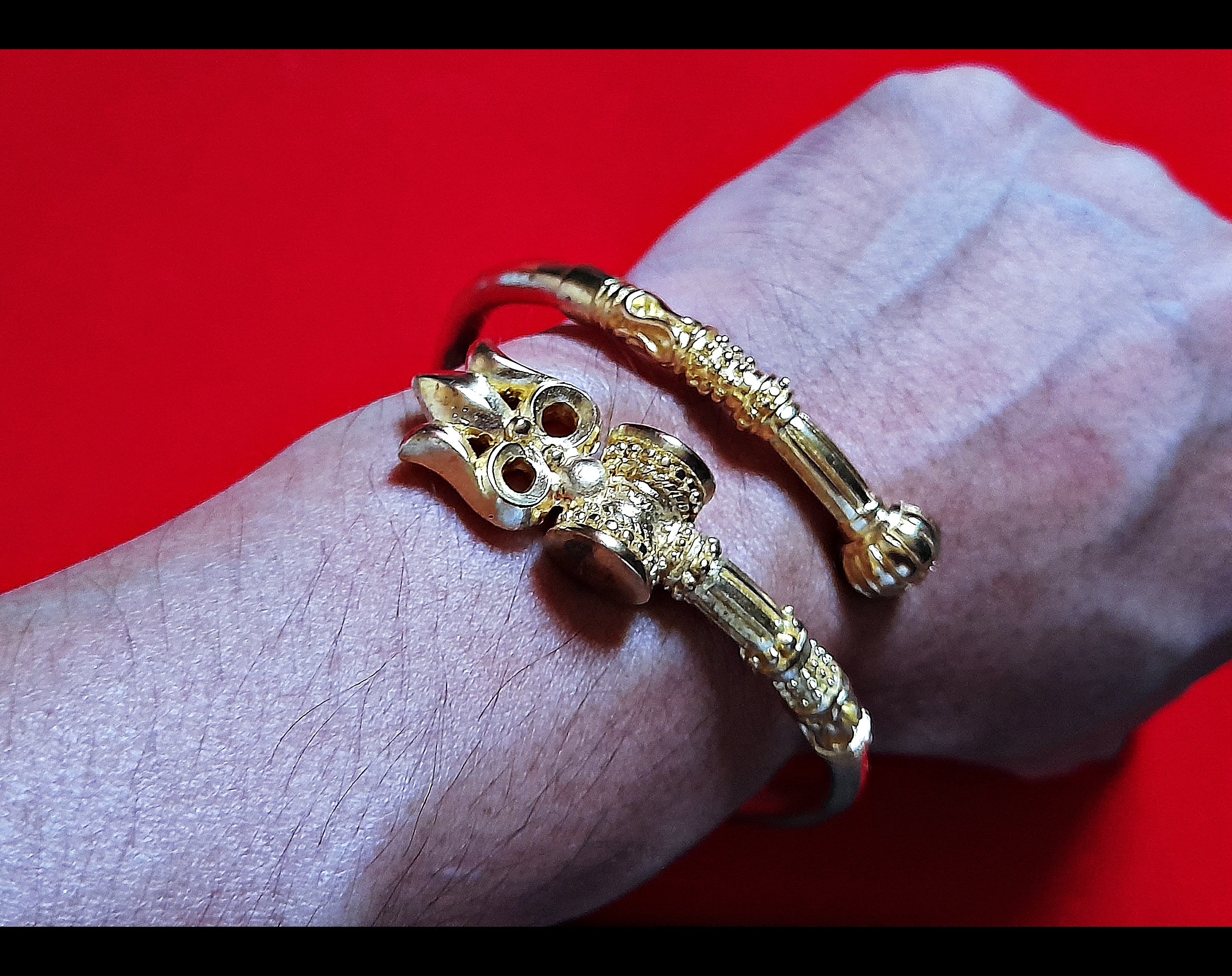 กำไล ข้อมือ ตรีศูล พระศิวะ (ขนาดฟรีไซด์ ปรับขนาดได้) เนื้อทองเหลือง