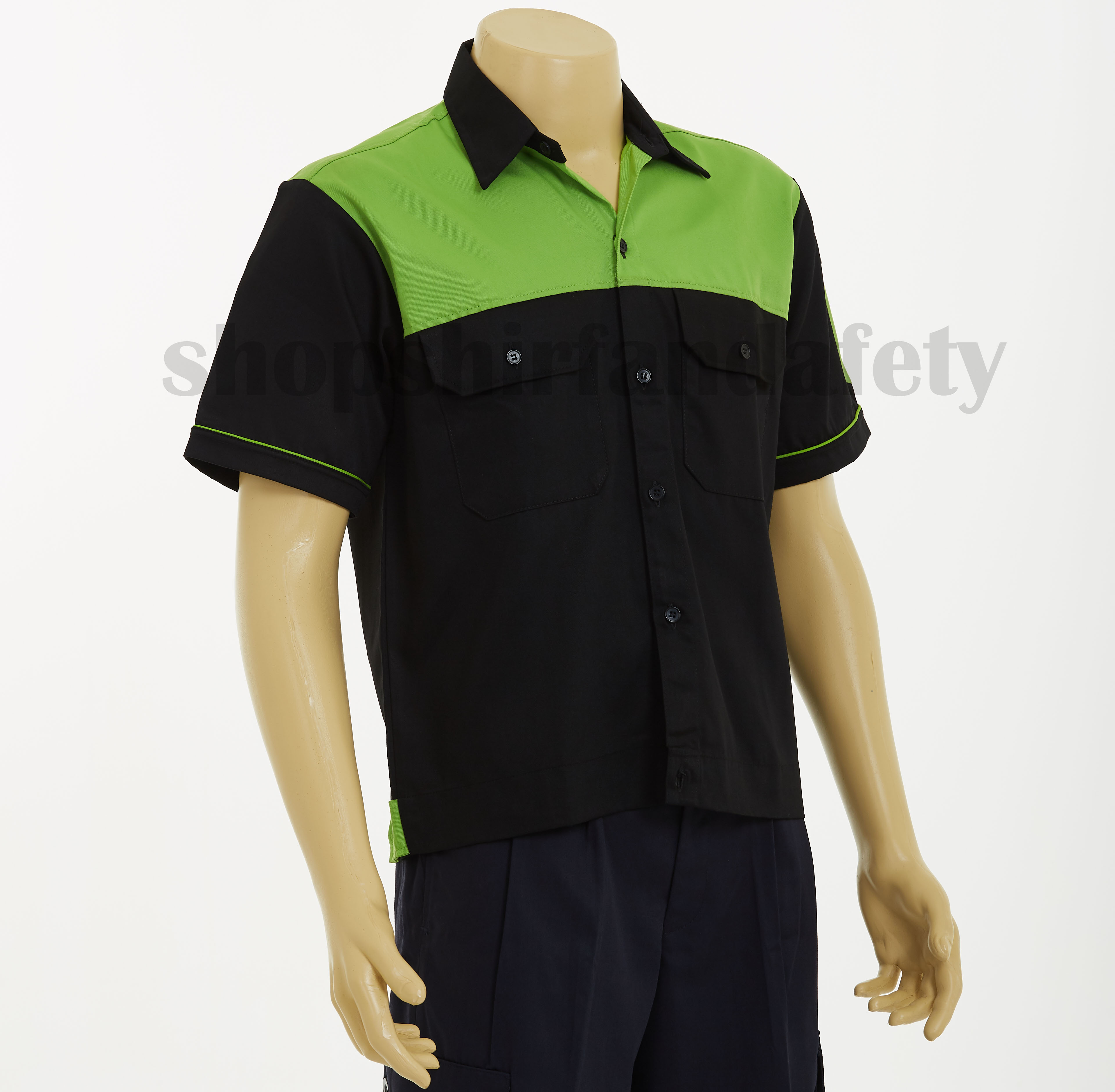 เสื้อช็อปแขนสั้นแบบดำอกเขียว