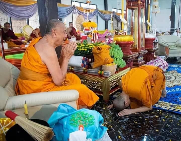 ปู่ฤาษีนารอด นั่งกลองตะโพน หลังยันต์พระพุทธเจ้าห้าพระองค์ เนื้อดินเผ่า(9ตะโพน) ปี2558 #รับประกันแท้ - (หลวงพ่อใจ วัดพระยาญาติ จ.สมุทรสงคราม ปลุกเสก)