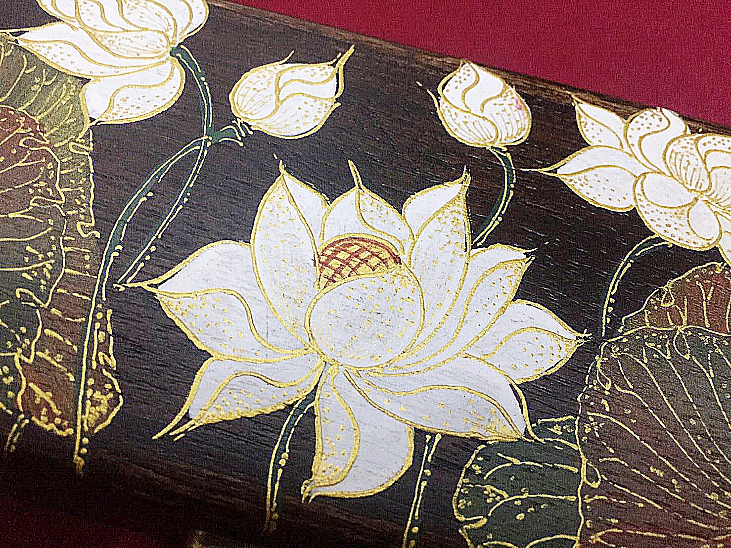 กล่อง หีบตลับกลัก เนื้อไม้สัก วาดลายดอกบัวขาว(งานฝีมือ) (ก9×ย18×ส5ซม) (ความหนาเนื้อไม้ 10มิล) - (ใส่เก็บของต่างหรือวัตถุมงคล แนวคลาสิคโบราณ วินเทจ Vintage แต่งบ้าน แต่งร้าน)