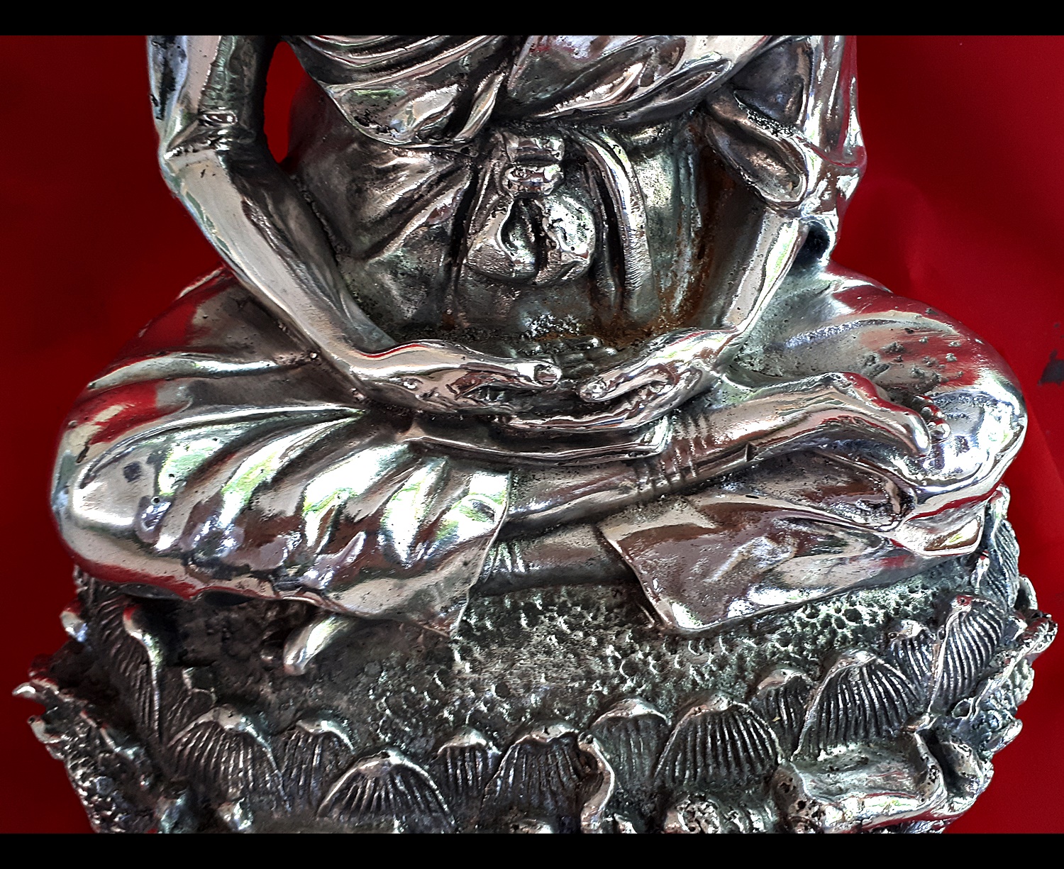 หลวงปู่ทวด องค์ใหญ่ หน้าตัก 9นิ้ว เนื้อเงิน