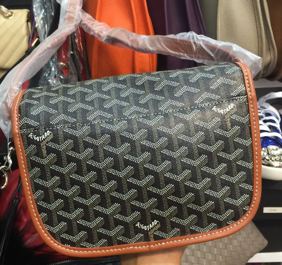 กระเป๋า goya belvedere mm messenger crossbody bag