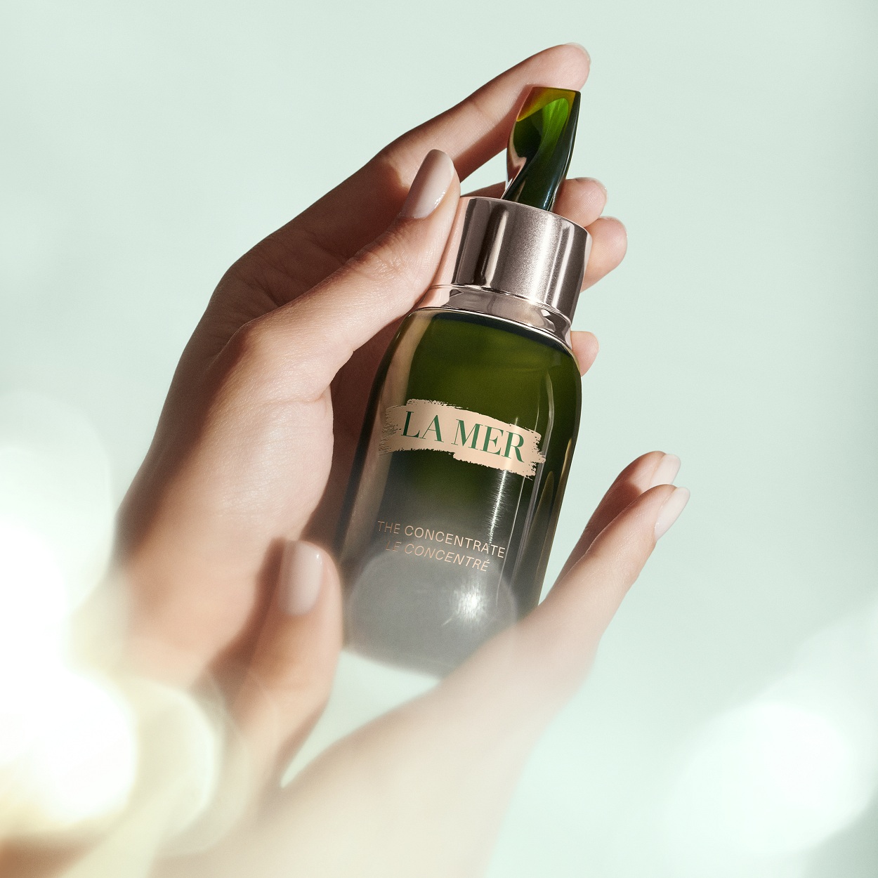 La Mer The Concentrate New 3mL สุดยอดเซรั่มเข้มข้น ช่วยลดรอยแดง รอยสิว ให้จางลง