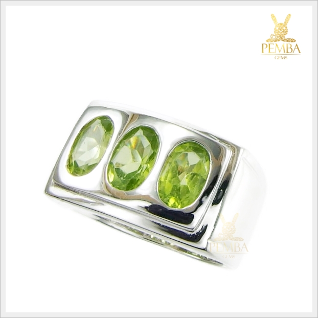 แหวนเพริดอตแท้ สีเขียวอ่อน เงินแท้925 ชุบทองคำขาว แหวนพลอยแท้