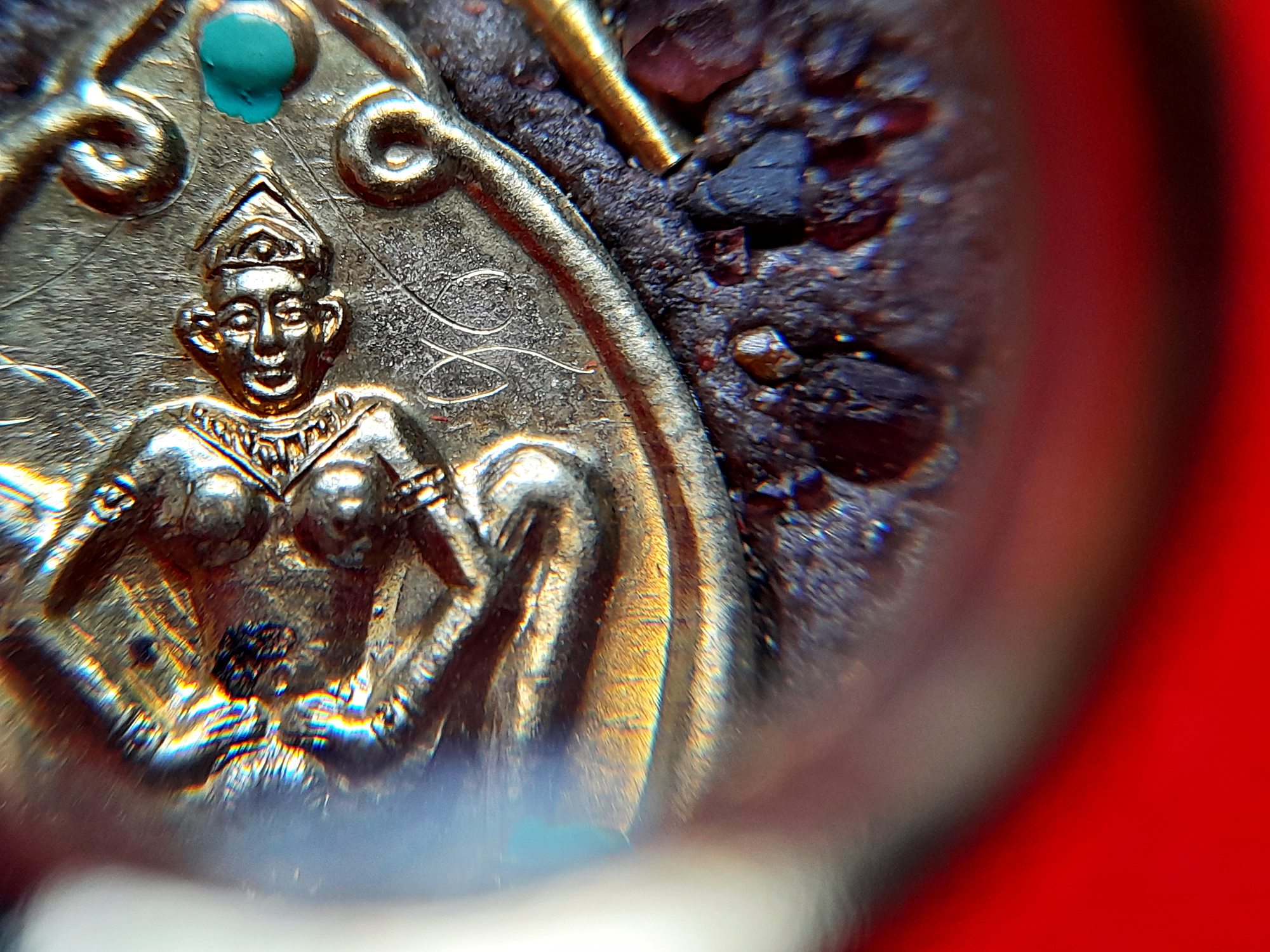 ล็อกเก็ต(ใหญ่) ฉากทอง โครตขุนแผน ยันต์นะอกแตก นางล้อม หลังแม่กำเนิด บรรจุมวลสาร+ตะกรุด3ดอก (อานุภาพโชคลาภ ค้าขาย เมตตา เส่นห์) ปี2564 #รับประกันแท้