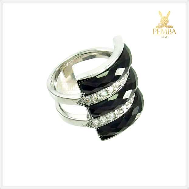 แหวนนิลแท้ 3 แถว เสริมอำนาจบารมีและความมั่นใจ เงินแท้925 ชุบทองคำขาว