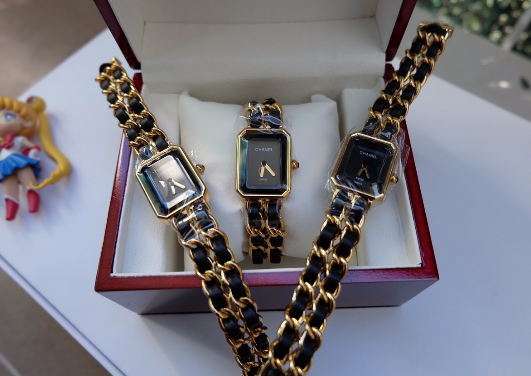 นาฬิกา cn premier gold & black ladies watch สายสีดำ