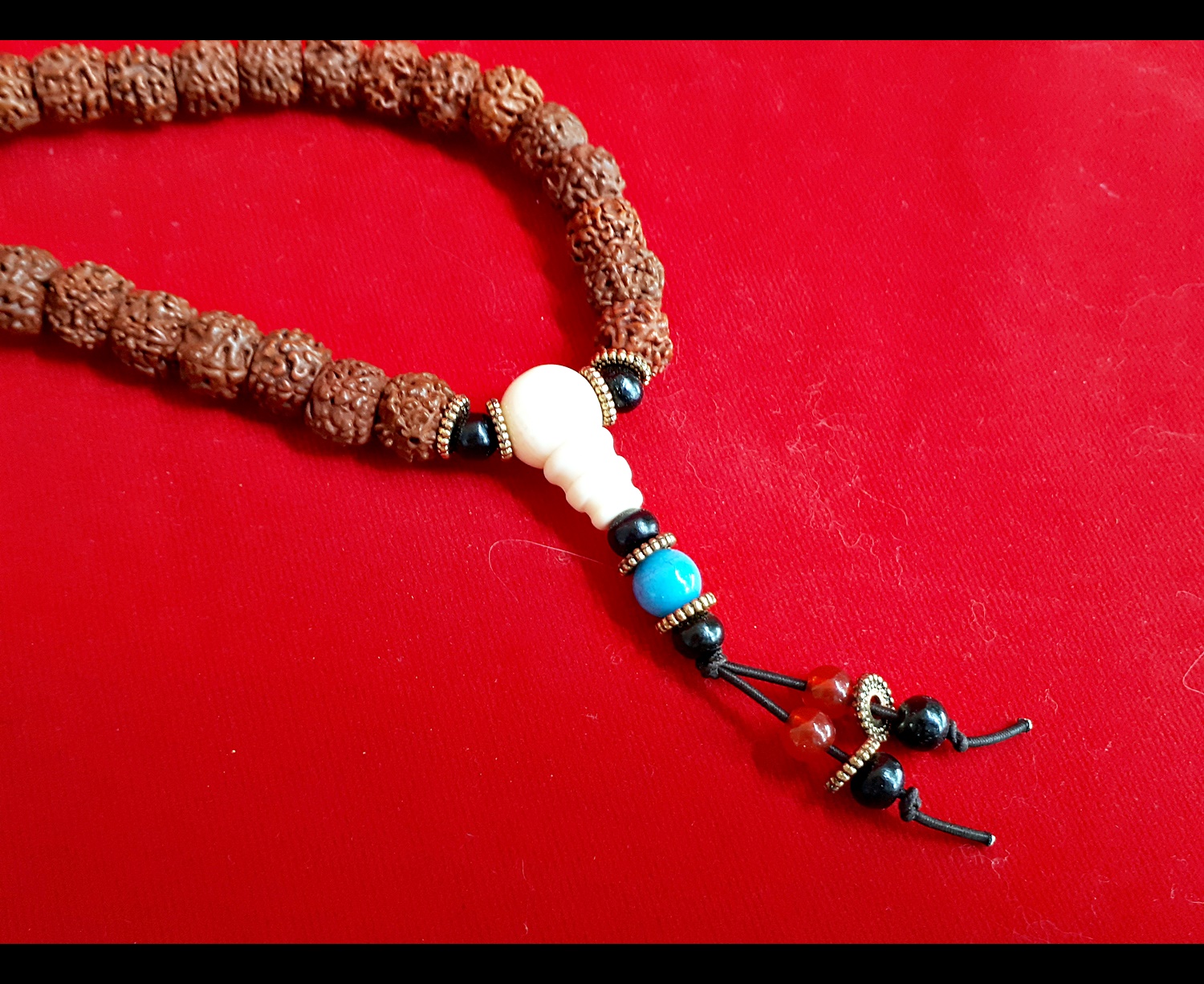 ประคํา น้ำตาพระศิวะ เมล็ดรุทรักษะ สร้อยคอ และ ข้อมือ ของแท้นำเข้าจาก อินเดีย (ขายปลีก ขายส่ง)