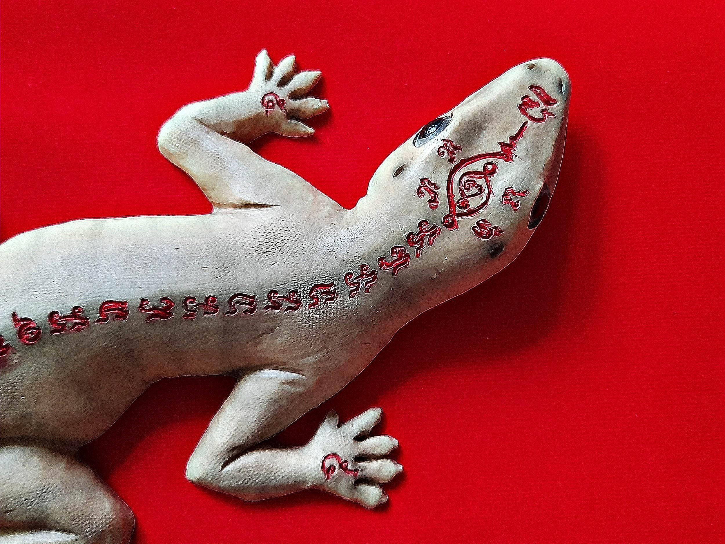 พญา จิ้งจก (ค้าขาย เรียกลูกค้า โชคลาภ เมตตา) (ขนาดใหญ่) เนื้อเรซิ่น (ใต้ฐาน จารยันต์สด) #รับประกันแท้ - หลวงพ่อพิมพ์ (ลูกศิษย์ทัน หลวงพ่อหน่าย วัดบ้านแจ้ง)